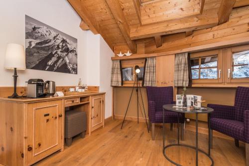 Chalet Suite with separate Bedrooms and Balcony