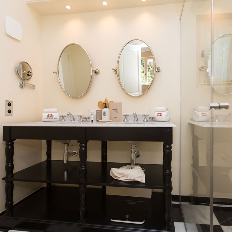 Deluxe Junior Suite