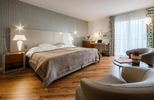 Comfort Double Room with Mountain View