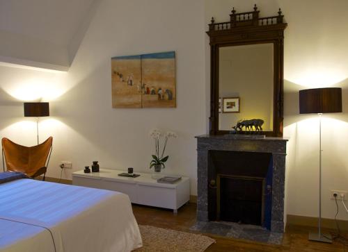 Room S