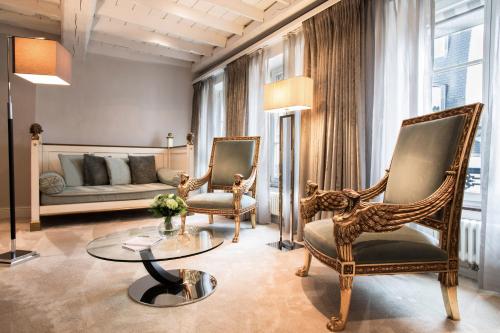 Prestige Suite