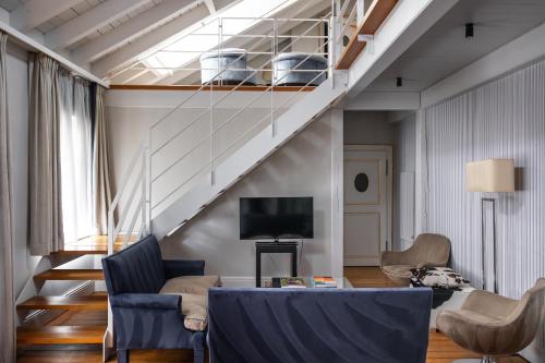 Prestige Suite