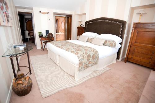 Elegance Double Room