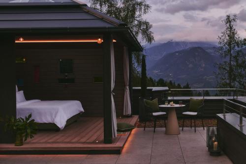 Suite with Infrared Sauna