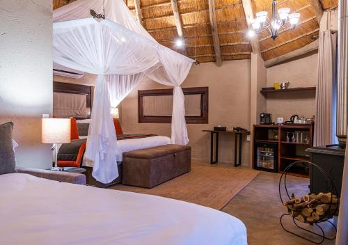 Suite - River Lodge 