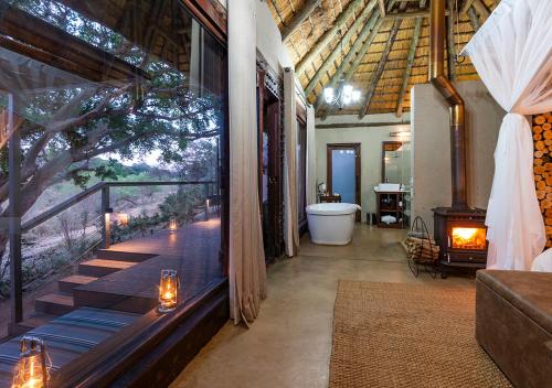 Suite - River Lodge 