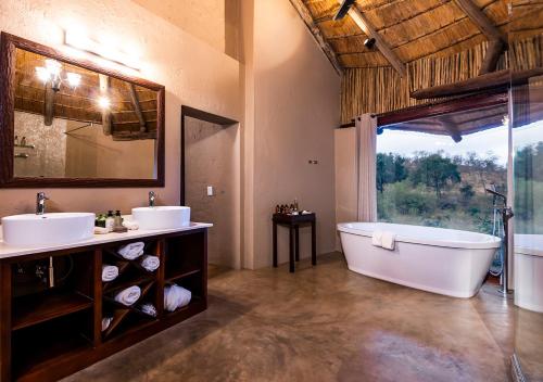 Suite - River Lodge 