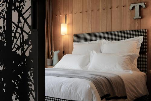 Double Room with French Bed