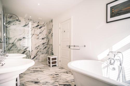 Lodge Suite