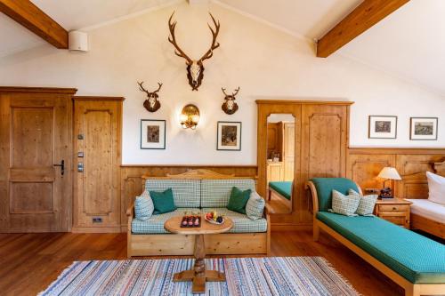 Junior Suite with Lake View