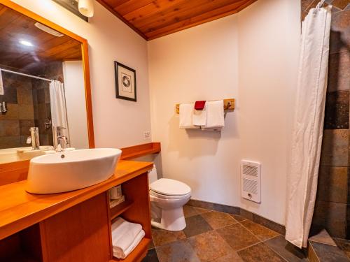 Two-Bedroom Cottage with Sea View-Nest