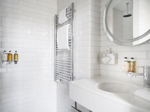 Small Single Room