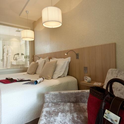 Deluxe Double or Twin Room with Garden View
