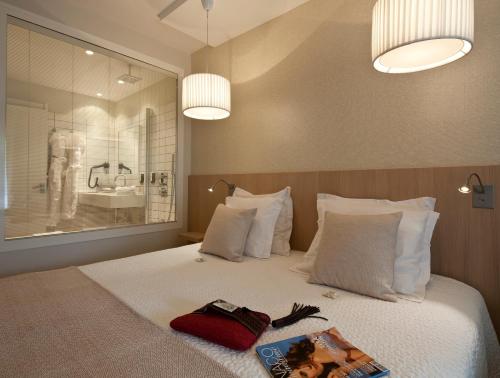 Deluxe Double or Twin Room with Garden View