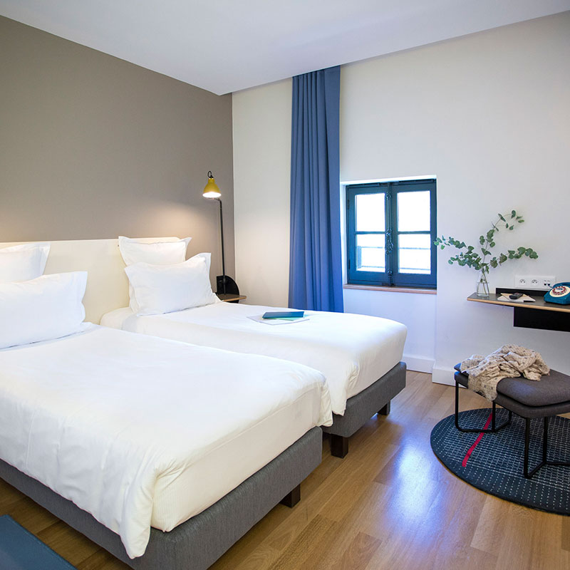 Signature Suite
