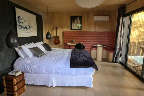 King Room with Spa Bath