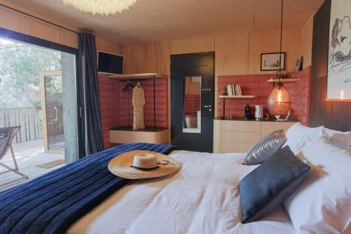 King Room with Spa Bath