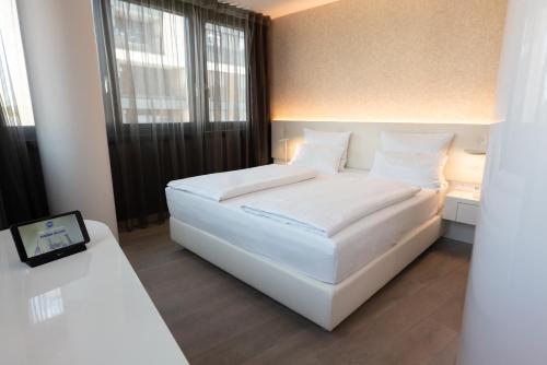 Bassline Room