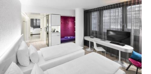 Bassline Room