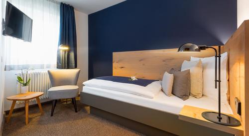 Small Single Room