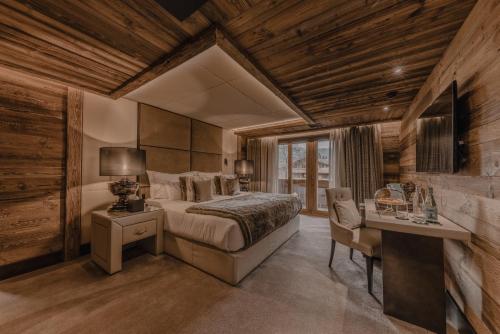 Family Suite 2 Bedrooms & 1 Bathroom