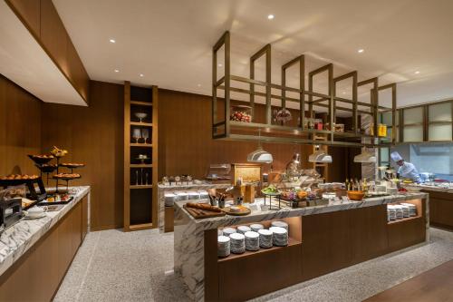 [Heritage] Double Junior Suite with View Bath - Club Lounge Access