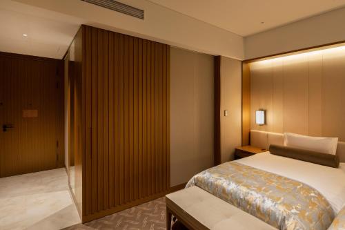 Prestige Twin Room