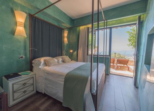 Deluxe Double or Twin Room with Sea View