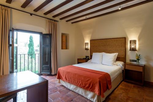 Standard Double Room (2 Adults + 1 Child)