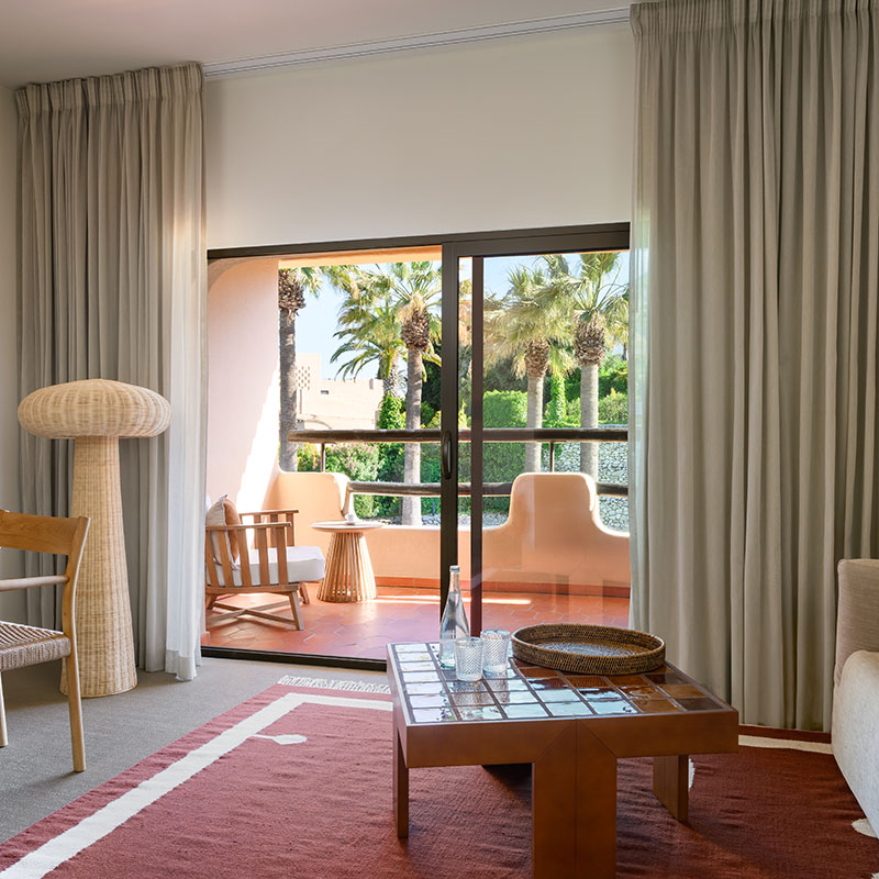 Junior Suite With Pool View