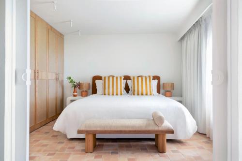 Two-Bedroom Apartment (4 Adults)