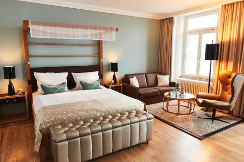 Deluxe Room with Lake View