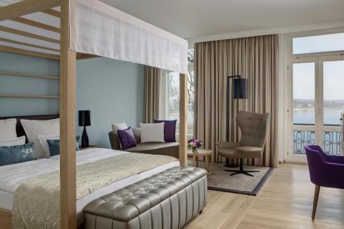 Deluxe Room with Lake View
