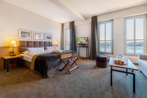 Comfort Double Room with Lake View