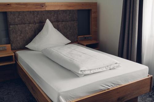Single Room (with Air Conditioning)