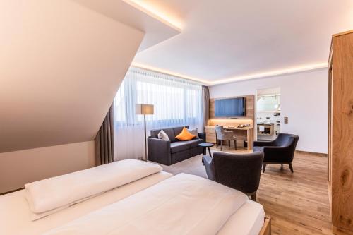 Junior Suite (with Air Conditioning)