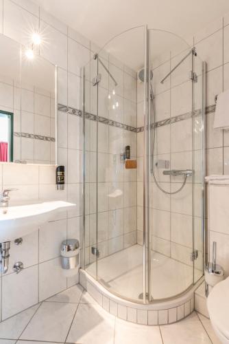 Standard Triple Room (with Air Conditioning)