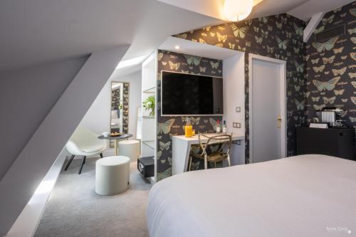 Prestige Room 
