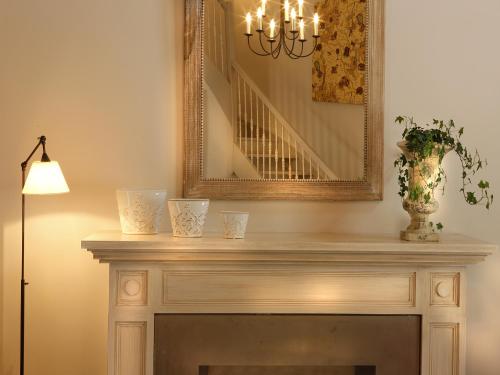 Manor Suite