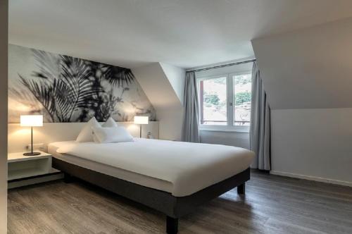 Double Room with Lake View
