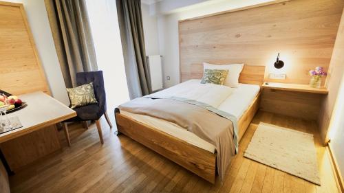 Single Room with Balcony