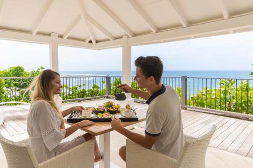 Bungalow with Sea View