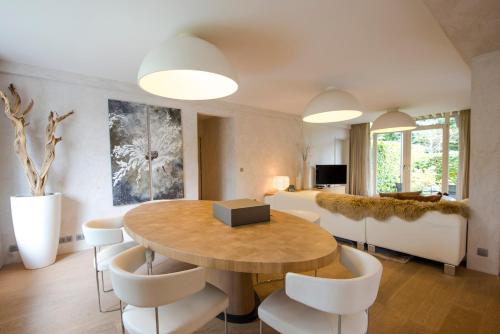 Suite with Garden View