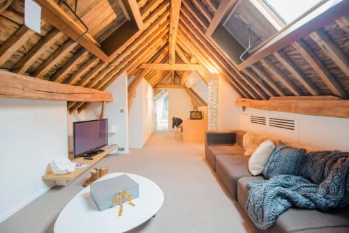 Suite with City View