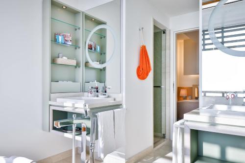 Deluxe Double Room with Sea View