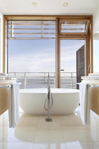 Deluxe Double Room with Sea View