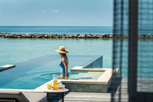 Sunrise Water Villa with Pool - Room Rate inclusive of breakfast for 2 adults