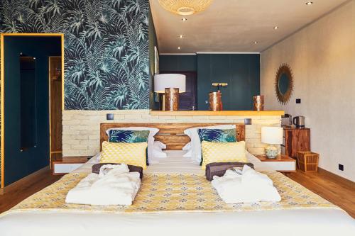 Large Double Room
