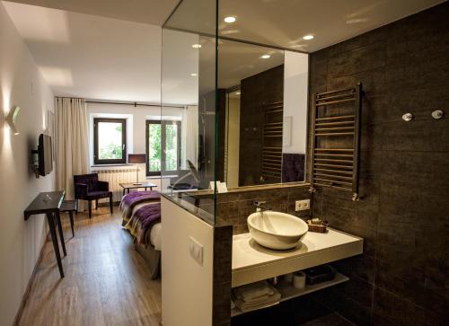 Double or Twin Room with Garden View