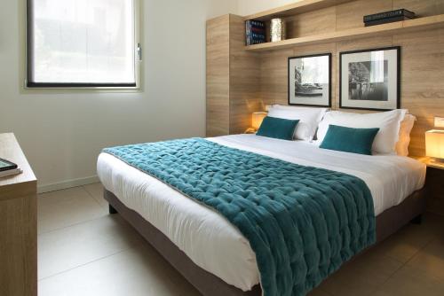 One Bedroom Apartment